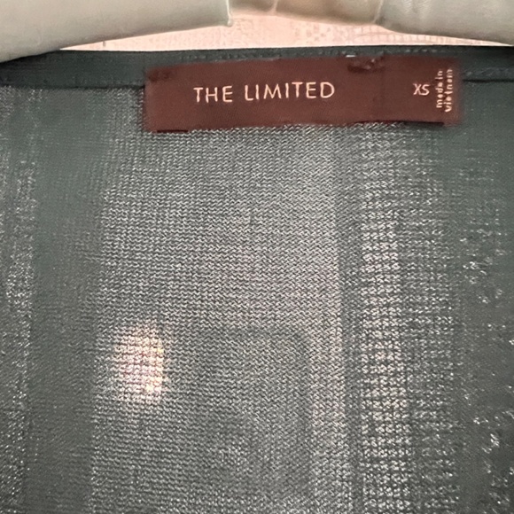 Too - Picture 2 of 3